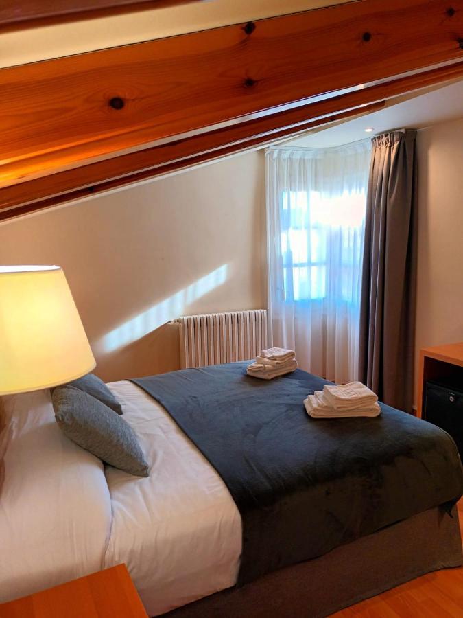 Hotel Estel Berga Extérieur photo
