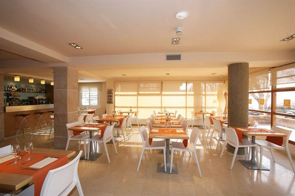 Hotel Estel Berga Extérieur photo