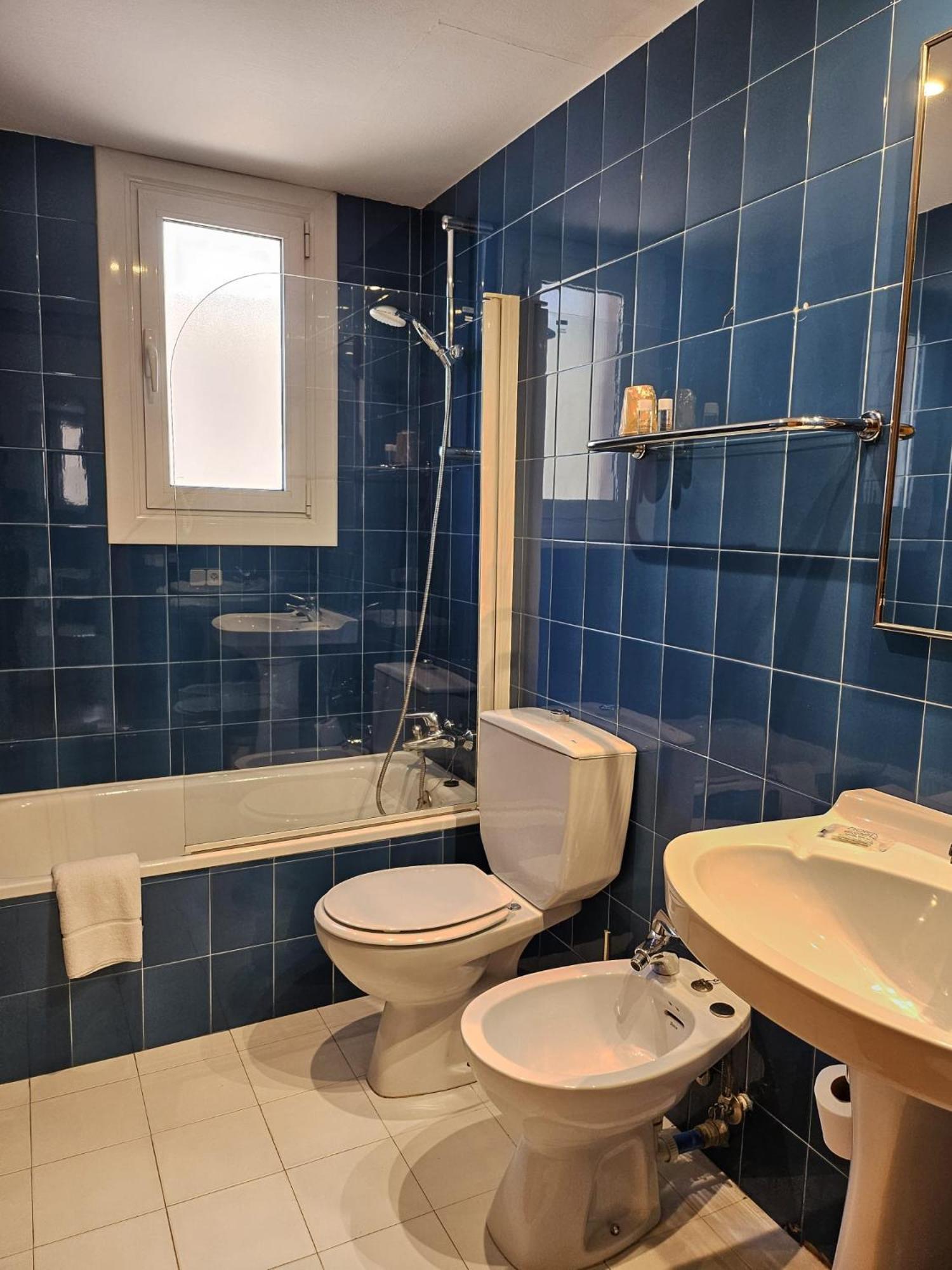 Hotel Estel Berga Extérieur photo